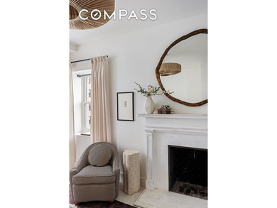 Bright, three bedroom, three and a half bathroom luxury - photo 15
