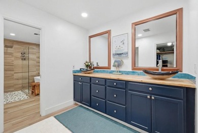 Beautifully upgraded villa in the sought-after CYPRESS ESTATES - photo 21
