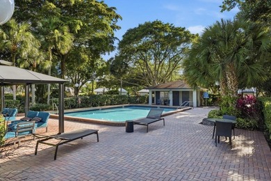 Beautifully upgraded villa in the sought-after CYPRESS ESTATES - photo 36