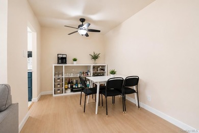 Welcome to this beautifully maintained and sun-filled 1-bedroom - photo 6