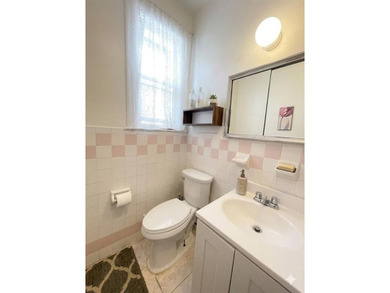 A LARGE 4-FAMILY SEMI-DETACHED HOME IN PRIME BRIGHTON BEACH! - photo 8