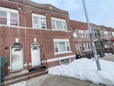 A LARGE 4-FAMILY SEMI-DETACHED HOME IN PRIME BRIGHTON BEACH! - photo 10