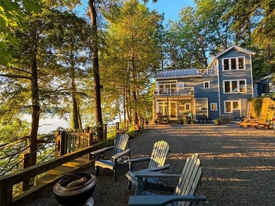 The Ultimate All-Season Lake Home. Custom 4 BR, 3.5 Bath, 2426 - photo 1