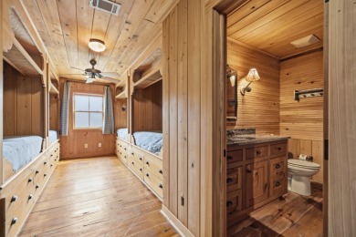 Private Retreat on Hartwell with Minimal Corp Property - photo 20