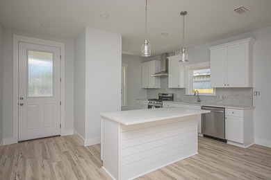Step into this semi-custom home beautifully designed with plenty - photo 4