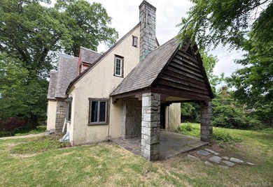 Tudor Style Home. This Home Features 4 Bedrooms, 3 Full Baths - photo 4
