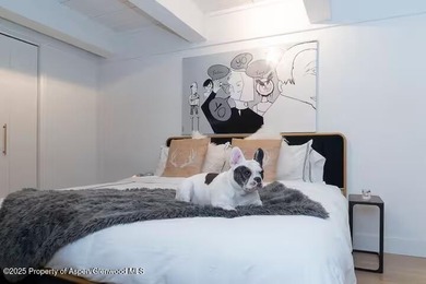 Welcome to this beautiful four-bedroom, three-bathroom condo - photo 19
