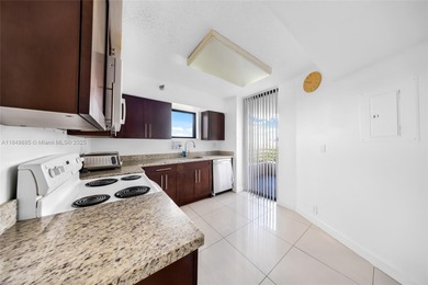 Stunning 3-Bedroom Apartment with Park Views Near Aventura Mall
