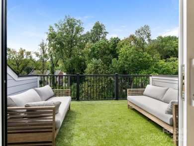 Fabulous townhome located in the coveted Elizabeth neighborhood