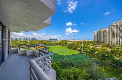 Stunning 3-Bedroom Apartment with Park Views Near Aventura Mall
