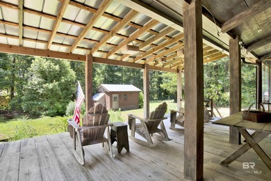 Located in the Montrose area of Fairhope. This one-of-a-kind - photo 6