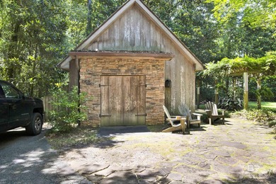 Located in the Montrose area of Fairhope. This one-of-a-kind - photo 8