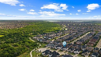 LOOK AT THIS LOCATION AND LUSH GREENERY! Welcome to meticulously - photo 2