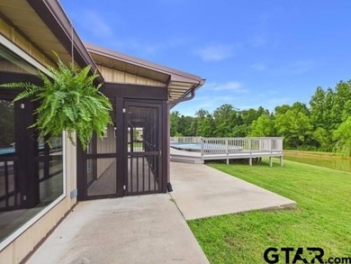 Custom steel-frame home with guest quarters, shop, pool, pond & - photo 19