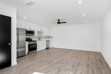 Great Lakewood Village Location. Single Family Residence with a - photo 21