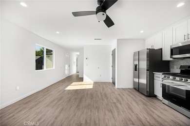Great Lakewood Village Location. Single Family Residence with a - photo 23