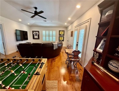 Ultimate single-family residence with approx 5000 sq feet to - photo 26