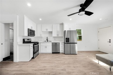 Great Lakewood Village Location. Single Family Residence with a - photo 27