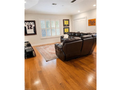 Ultimate single-family residence with approx 5000 sq feet to - photo 27