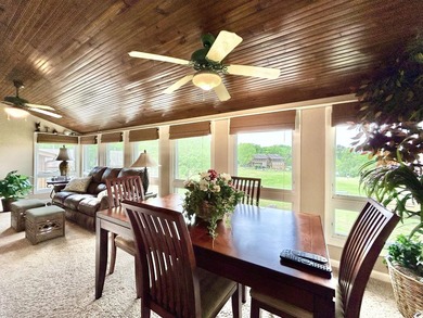 Beautiful upper level condo located in a gated Lake Cumberland - photo 31