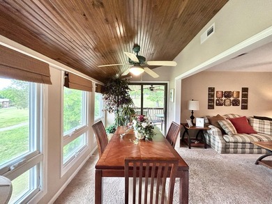 Beautiful upper level condo located in a gated Lake Cumberland - photo 32