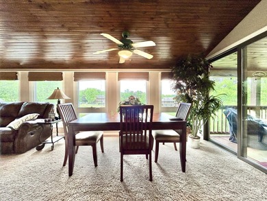 Beautiful upper level condo located in a gated Lake Cumberland - photo 35