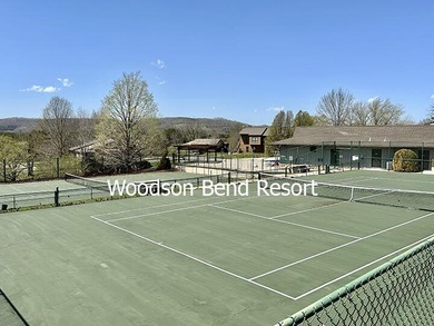 Beautiful upper level condo located in a gated Lake Cumberland - photo 52