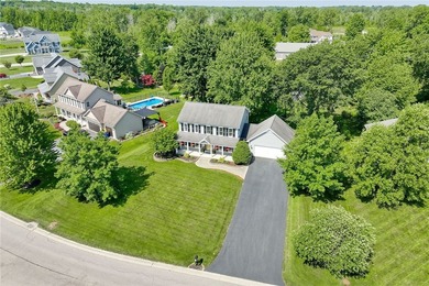 CURB APPEAL! A GREAT FRONT PORCH! A BACKYARD YOU'LL NEVER WANT - photo 2