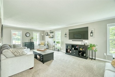 CURB APPEAL! A GREAT FRONT PORCH! A BACKYARD YOU'LL NEVER WANT - photo 7