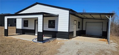 Linn Valley Lakes Home For Sale in Linn Valley Kansas