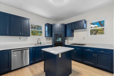 Discover the perfect blend of coastal charm and modern comfort - photo 6