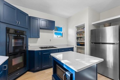 Discover the perfect blend of coastal charm and modern comfort - photo 8