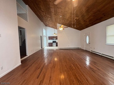 Welcome to 252 Wiscasset in Vernon, NJ. This spacious, lightly - photo 4