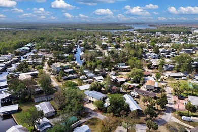 Well kept immaculate waterfront home with Income producing - photo 5