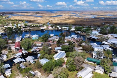 Well kept immaculate waterfront home with Income producing - photo 9