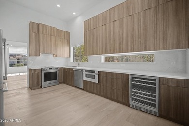TOTALLY TRANSFORMED HOME W/ THE MOST UP DATED AMENITIES. NEW - photo 7