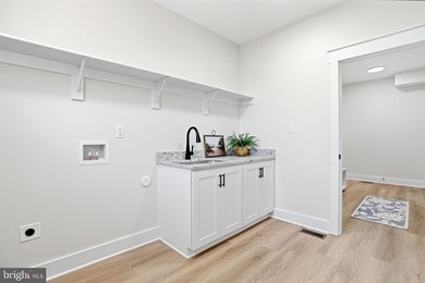 COMPLETED New Construction in Lighthouse Point on the private - photo 18