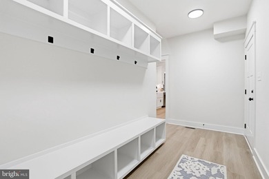 COMPLETED New Construction in Lighthouse Point on the private - photo 21
