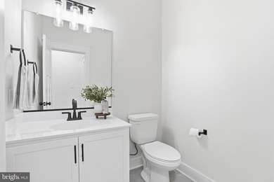 COMPLETED New Construction in Lighthouse Point on the private - photo 23