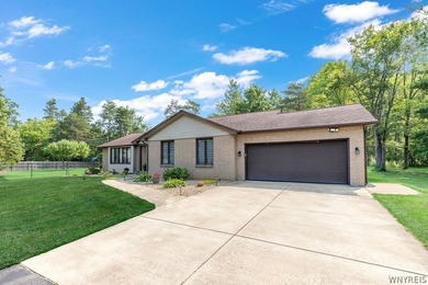 Showings start Thursday July 16 at 9:00 am with negotiations - photo 4
