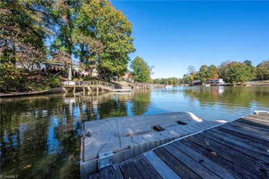 This is the cutest lake front home that has hit the market! - photo 13