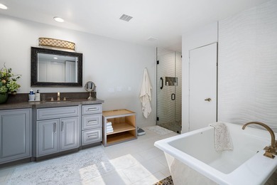 Welcome to this beautifully reimagined and extensively remodeled - photo 15