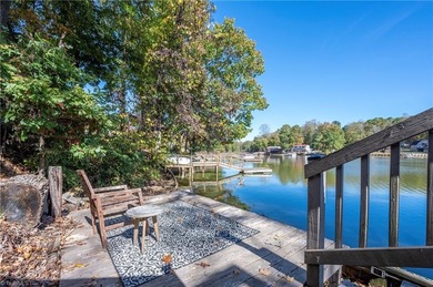 This is the cutest lake front home that has hit the market! - photo 16