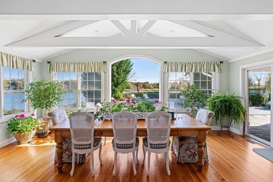 One of the first things you'll notice about this property is - photo 18