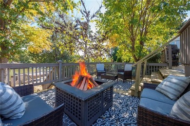 This is the cutest lake front home that has hit the market! - photo 18