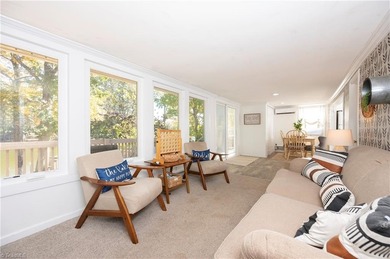 This is the cutest lake front home that has hit the market! - photo 27
