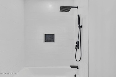 Welcome to this beautifully renovated Melville model in the - photo 34