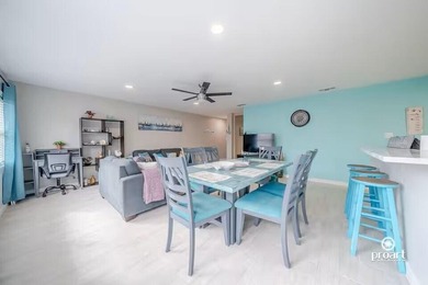 Rare Find 2 Bedrooms 2 Bathrooms (full size) + Laundry Room - photo 7