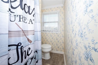 This is the cutest lake front home that has hit the market! - photo 38