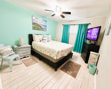 Rare Find 2 Bedrooms 2 Bathrooms (full size) + Laundry Room - photo 9